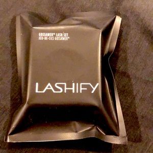 Stardust volume lash